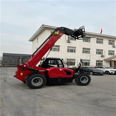 Telescopic Nga Kaipupuri Wira